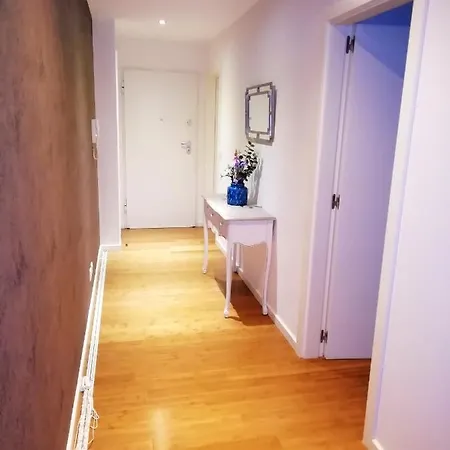 Apartamento With 3 Bedrooms In With Wonderful City View And Wifi 18 Km From The Beach Lisboa